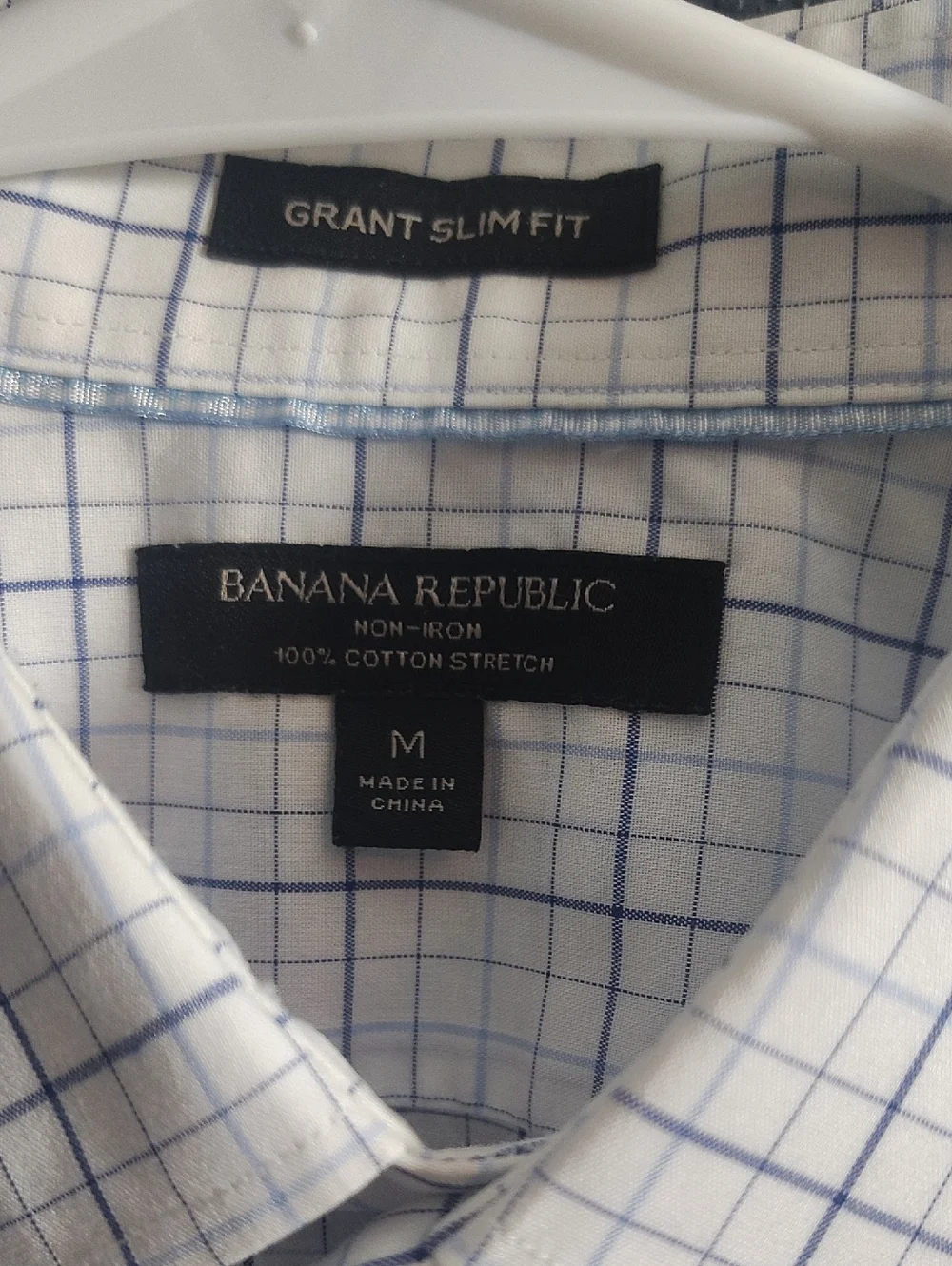 Banana Republic Men's White and Blue Professional Business Preppy Grid Shirt